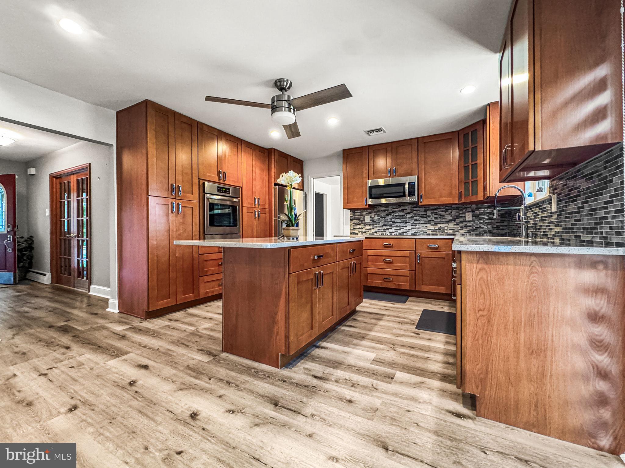 KING OF PRUSSIA - Residential Lease