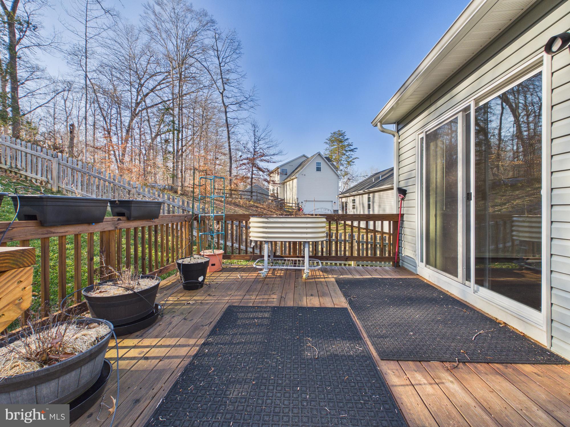 ARGYLE HILLS - Residential