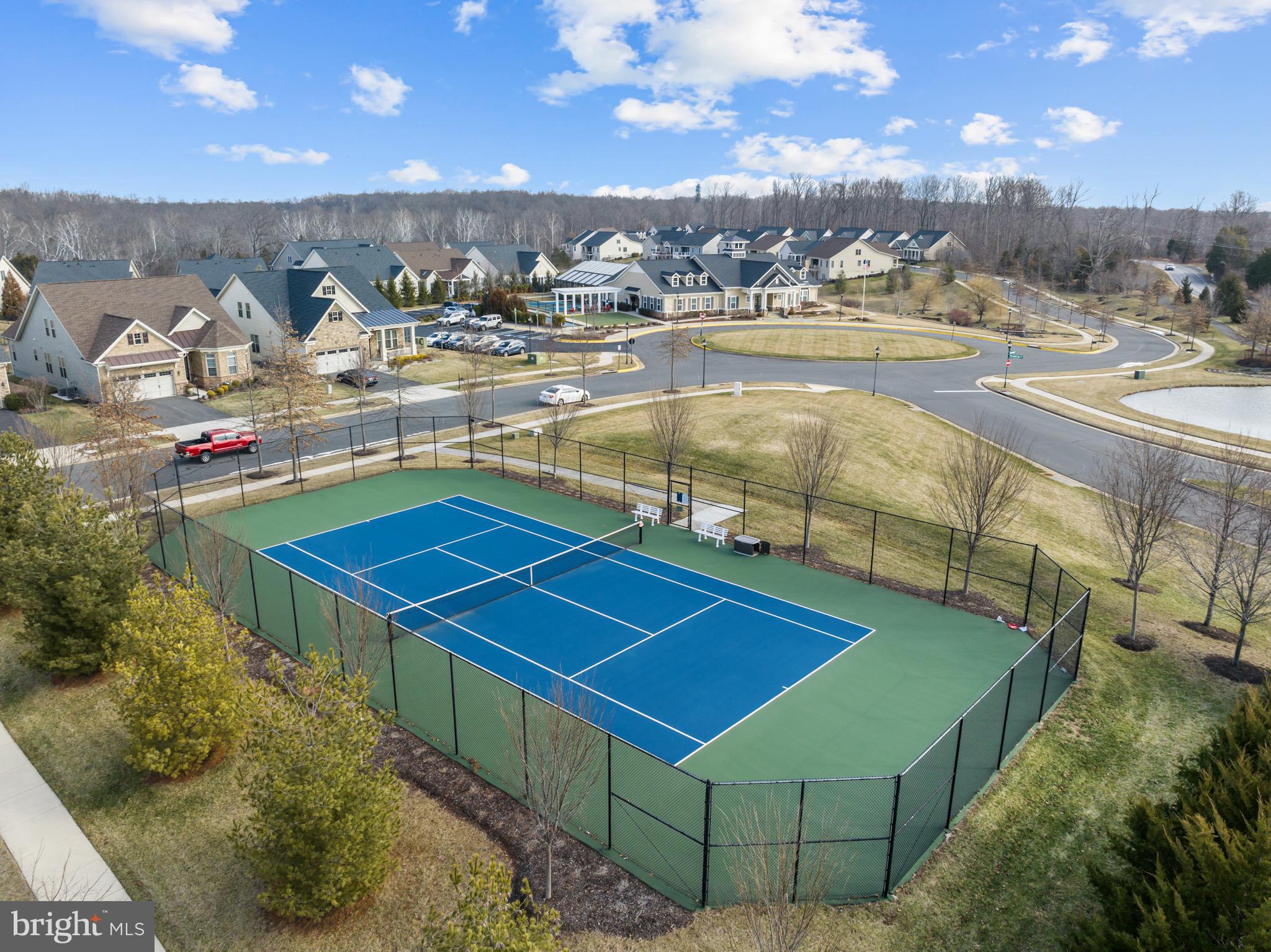 REGENCY AT CREEKSIDE - Residential