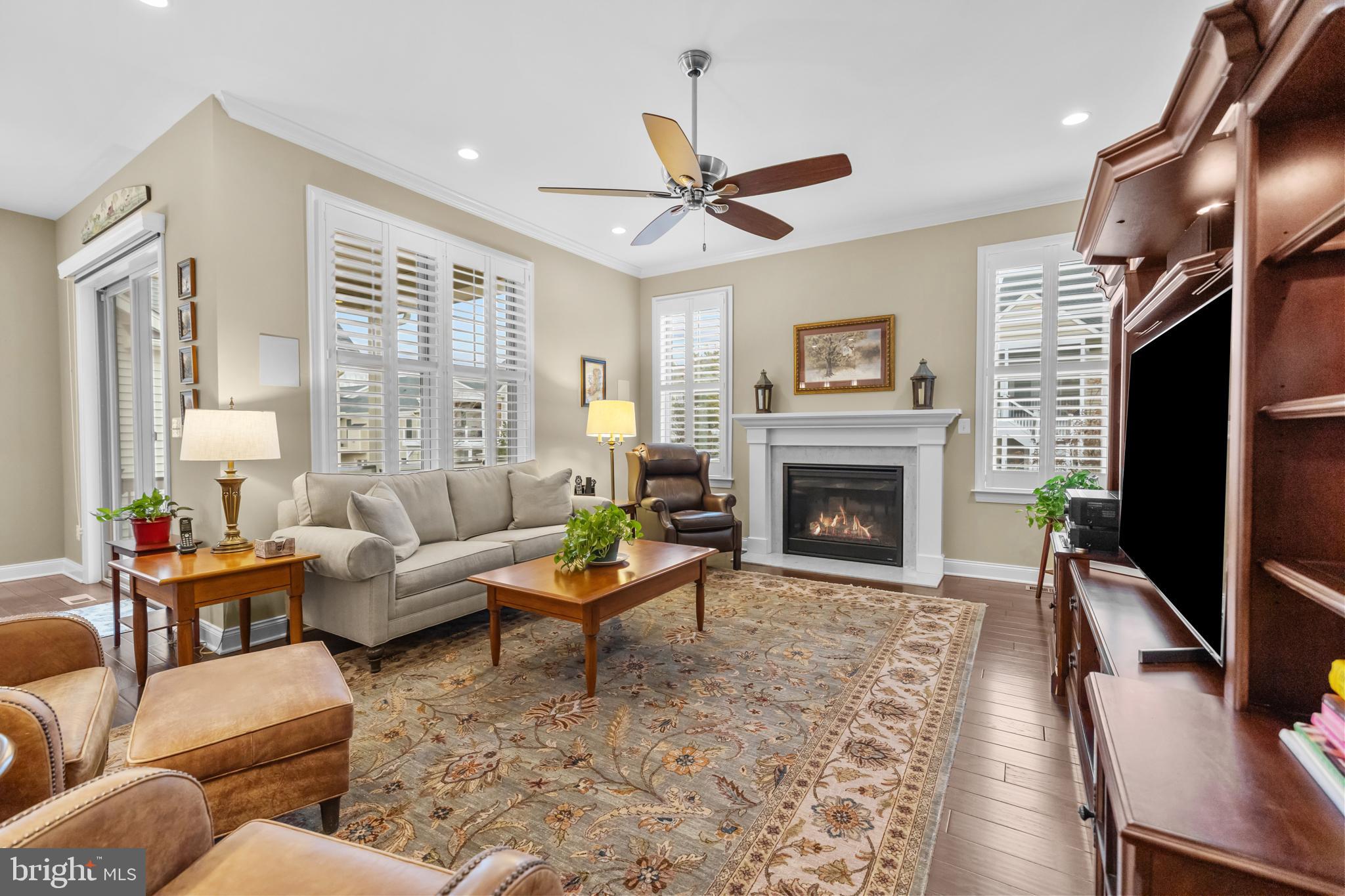 REGENCY AT CREEKSIDE - Residential