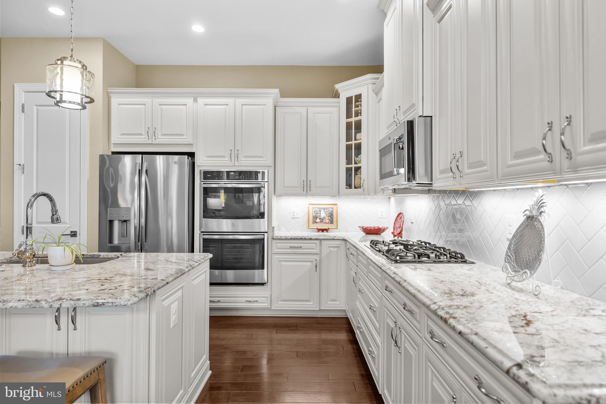 REGENCY AT CREEKSIDE - Residential