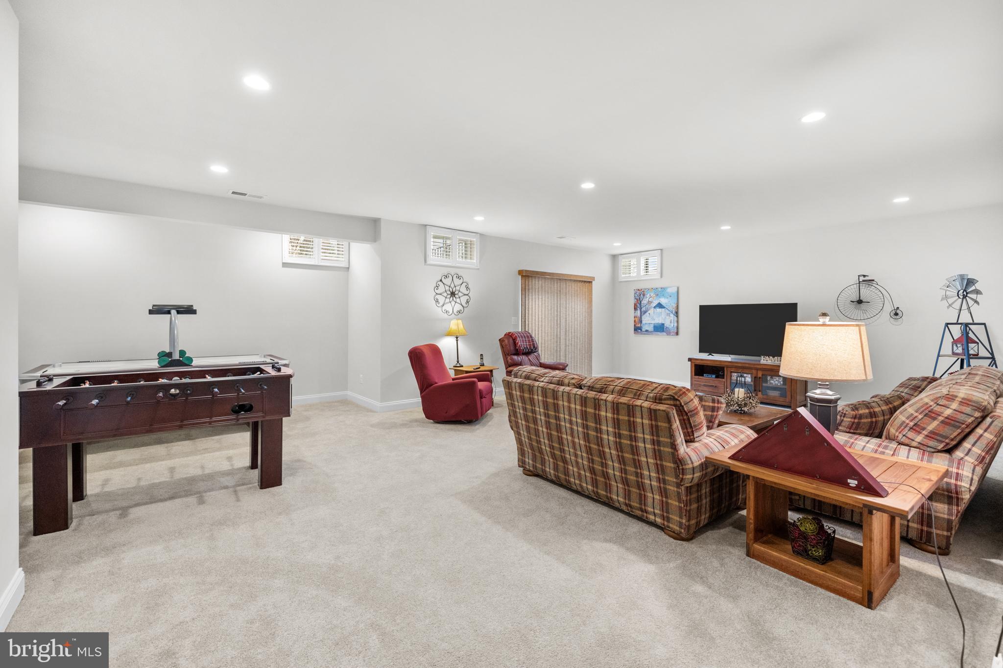 REGENCY AT CREEKSIDE - Residential