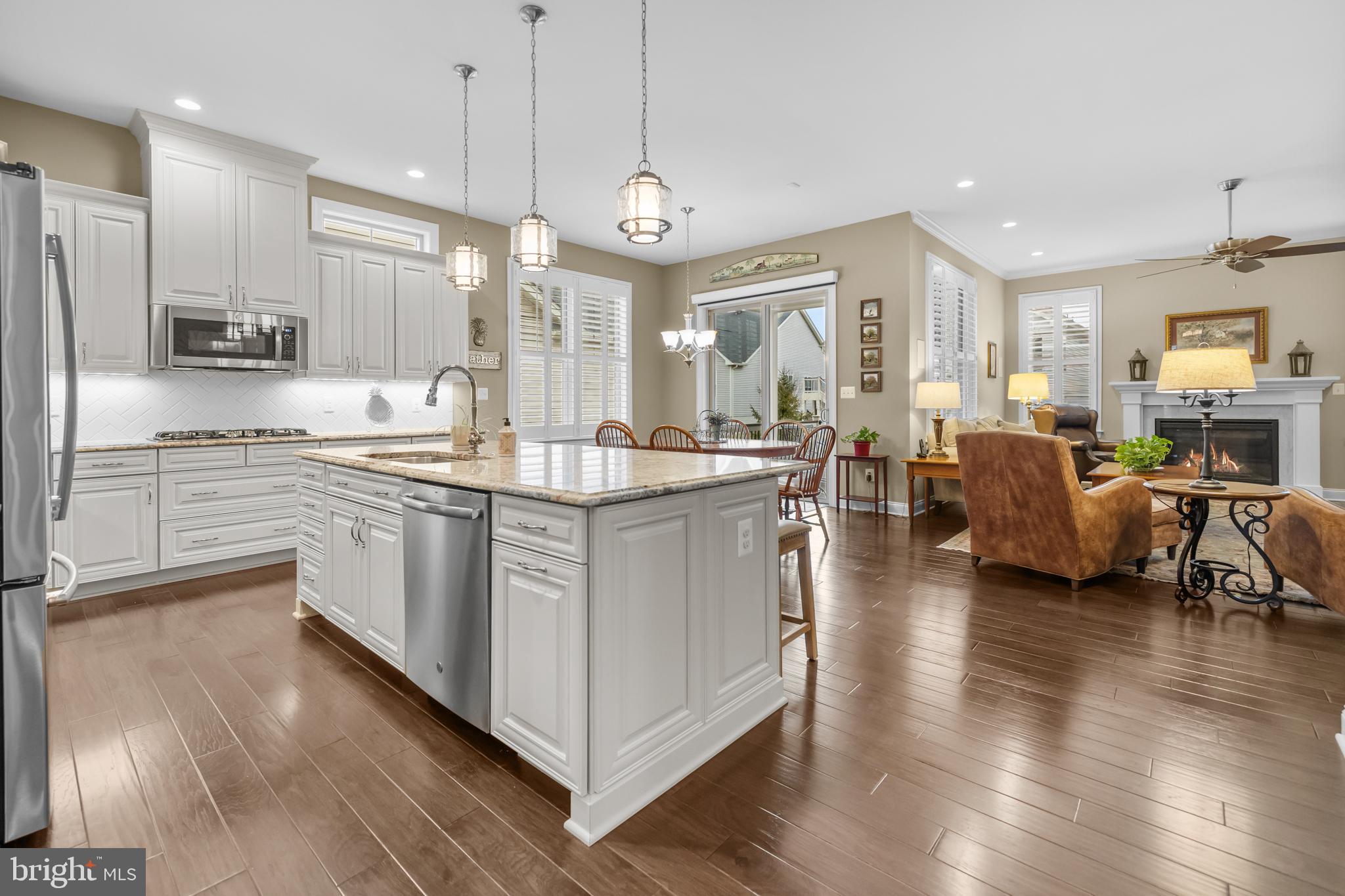 REGENCY AT CREEKSIDE - Residential