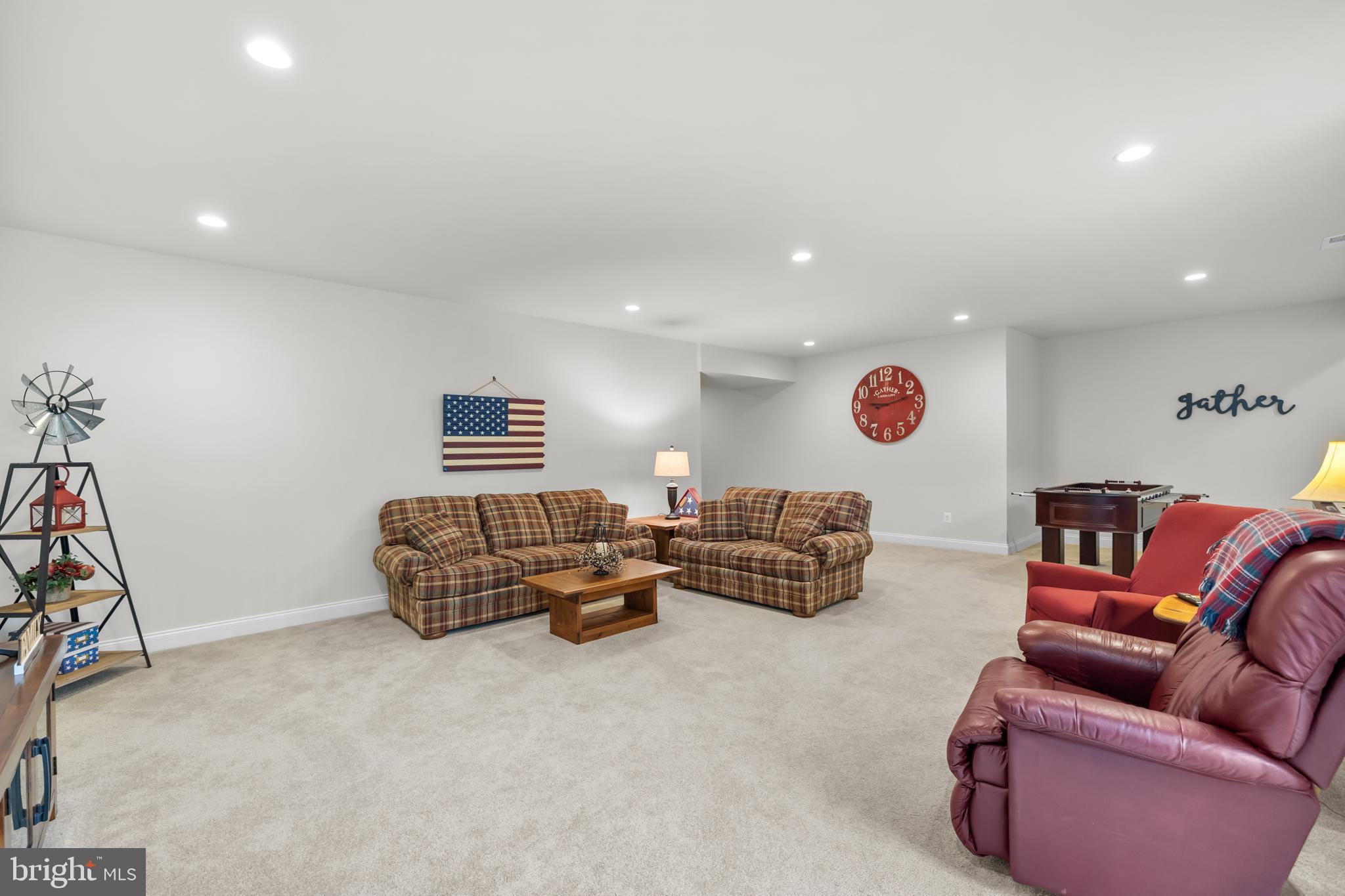 REGENCY AT CREEKSIDE - Residential