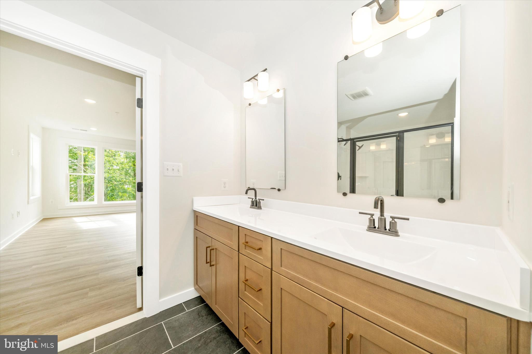 CHESTER - Residential