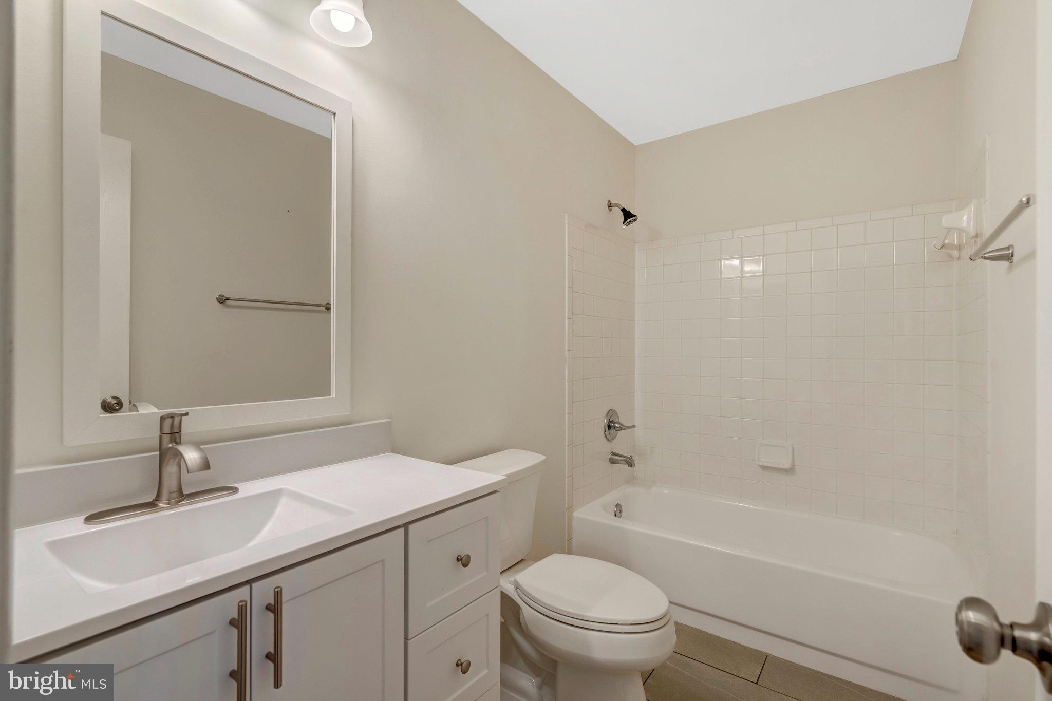 ENGLEWOOD MEWS - Residential