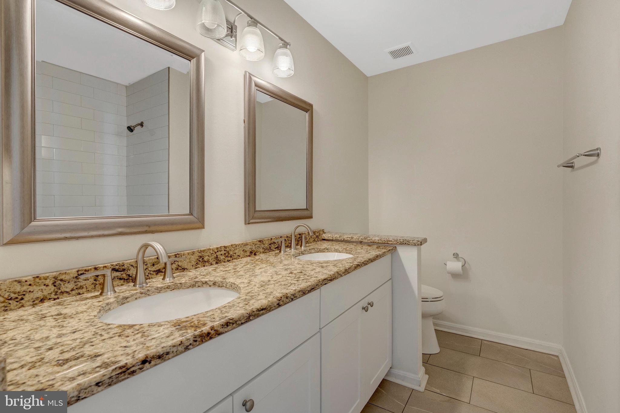 ENGLEWOOD MEWS - Residential