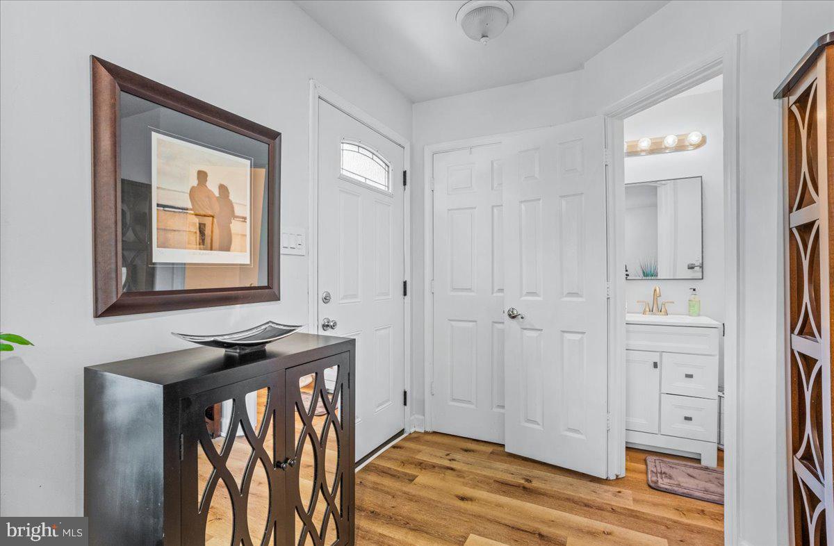 9245 RIDGEFIELD CIRCLE