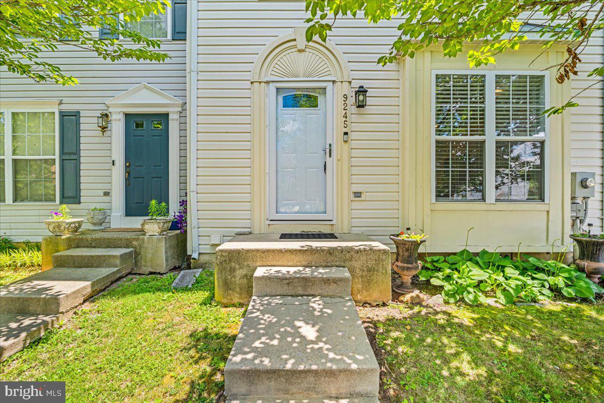 9245 RIDGEFIELD CIRCLE
