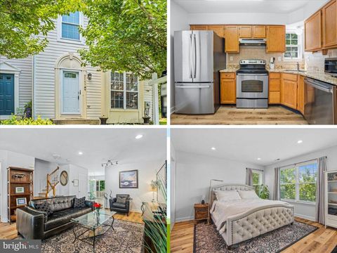Townhouse For Sale - 9245 Ridgefield Circle<br/> FREDERICK, MD 21701