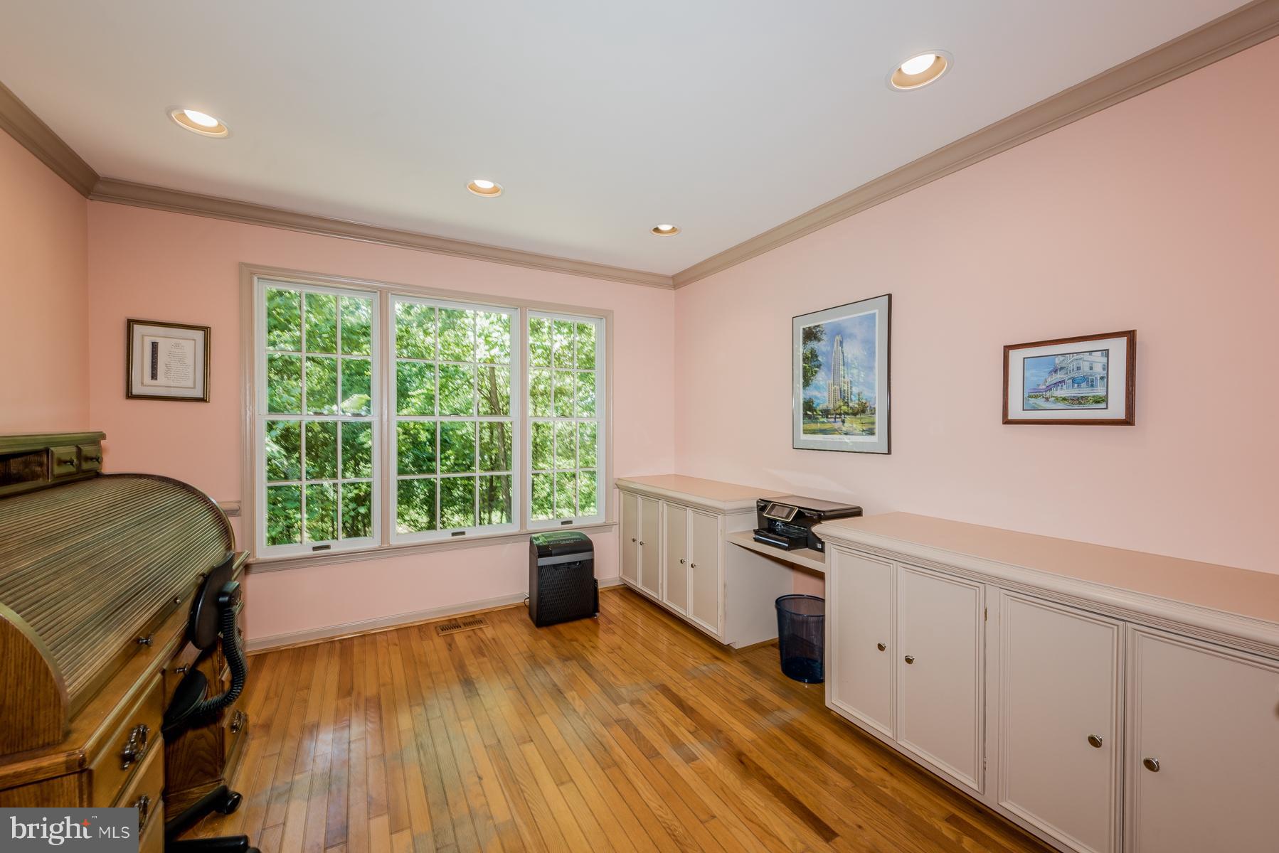 LINWOOD - Residential