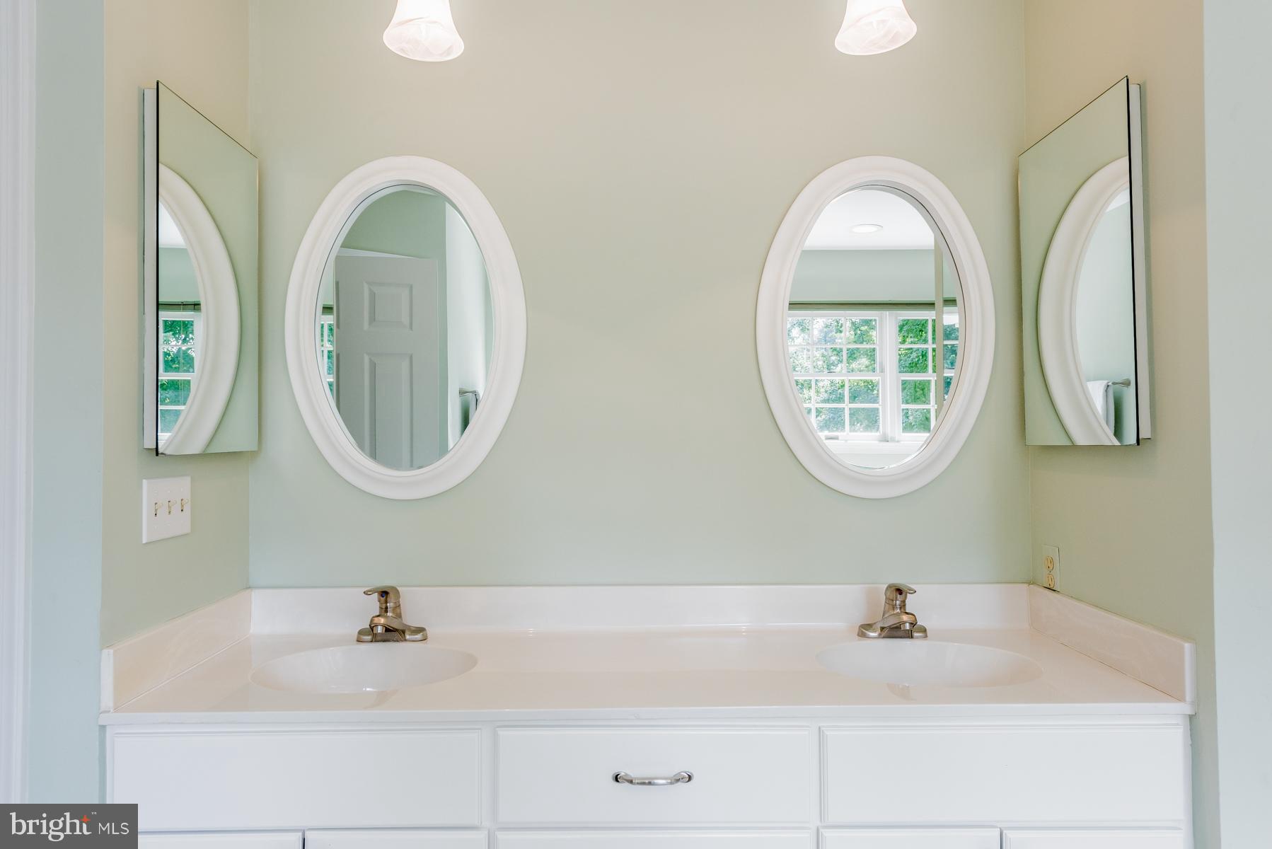 LINWOOD - Residential