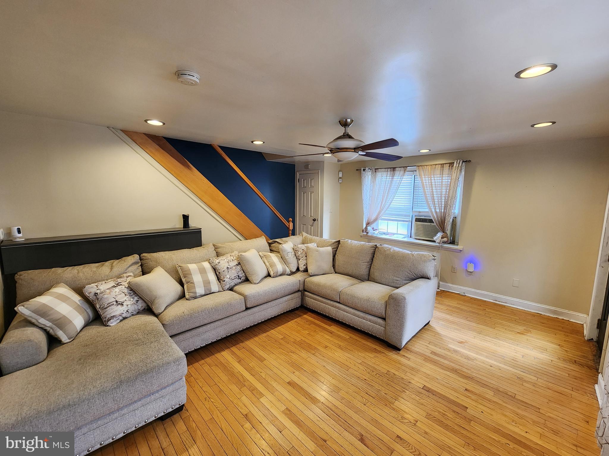 YEADON - Residential