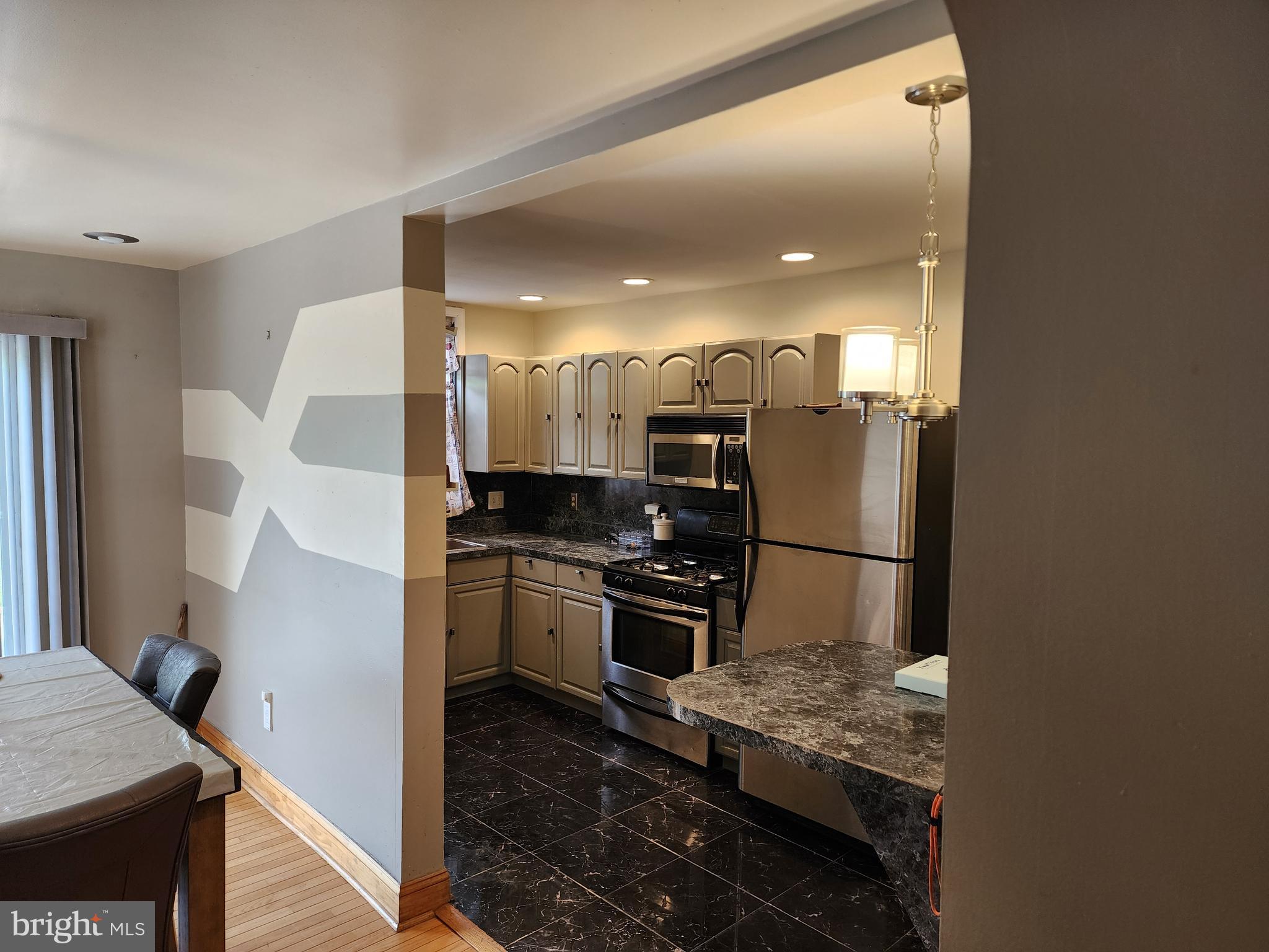 YEADON - Residential
