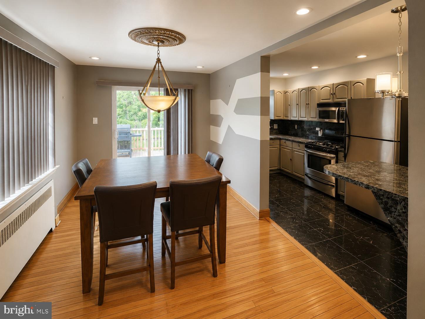 YEADON - Residential