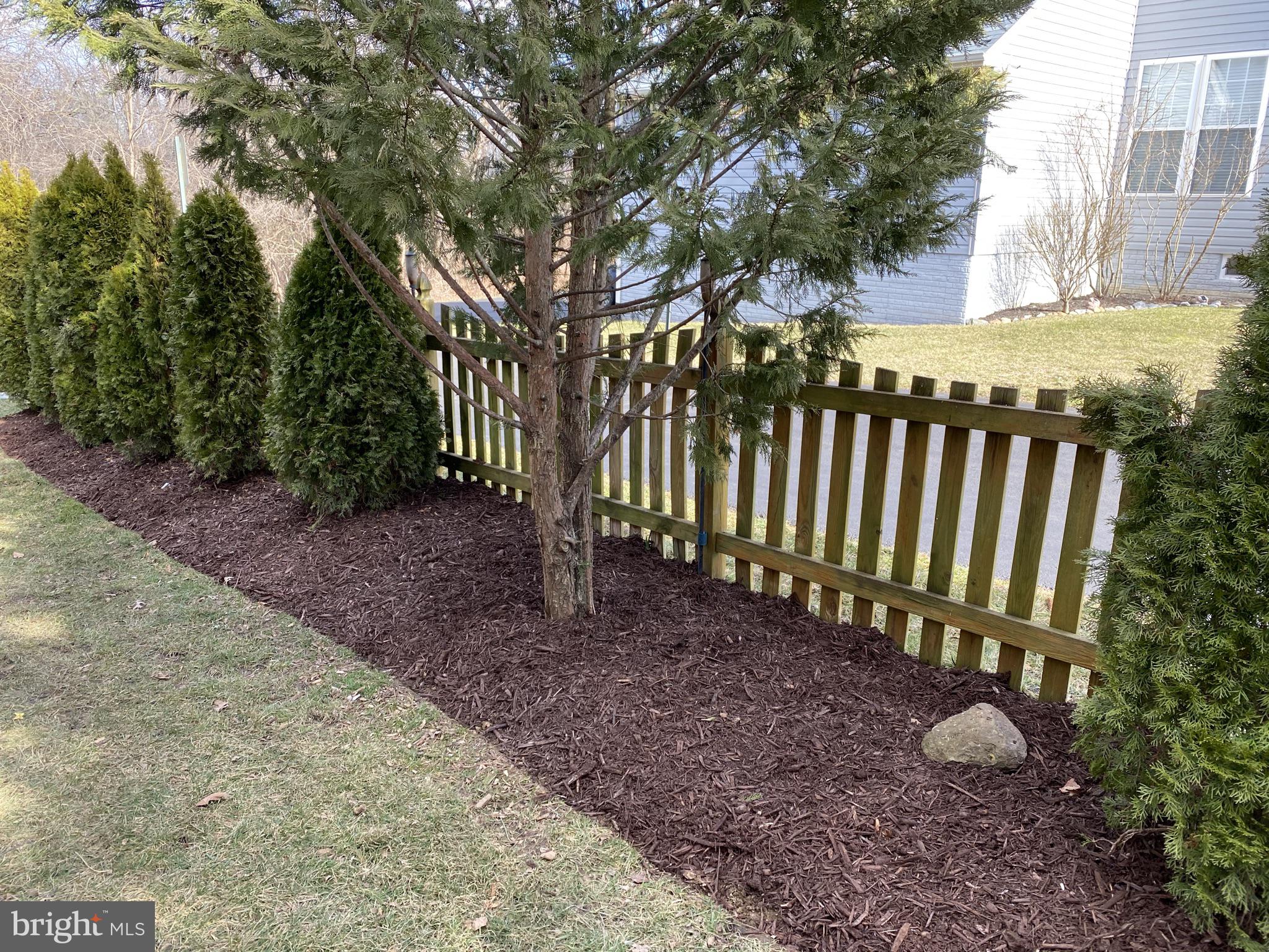 NEW TOWN MEADOWS - Residential