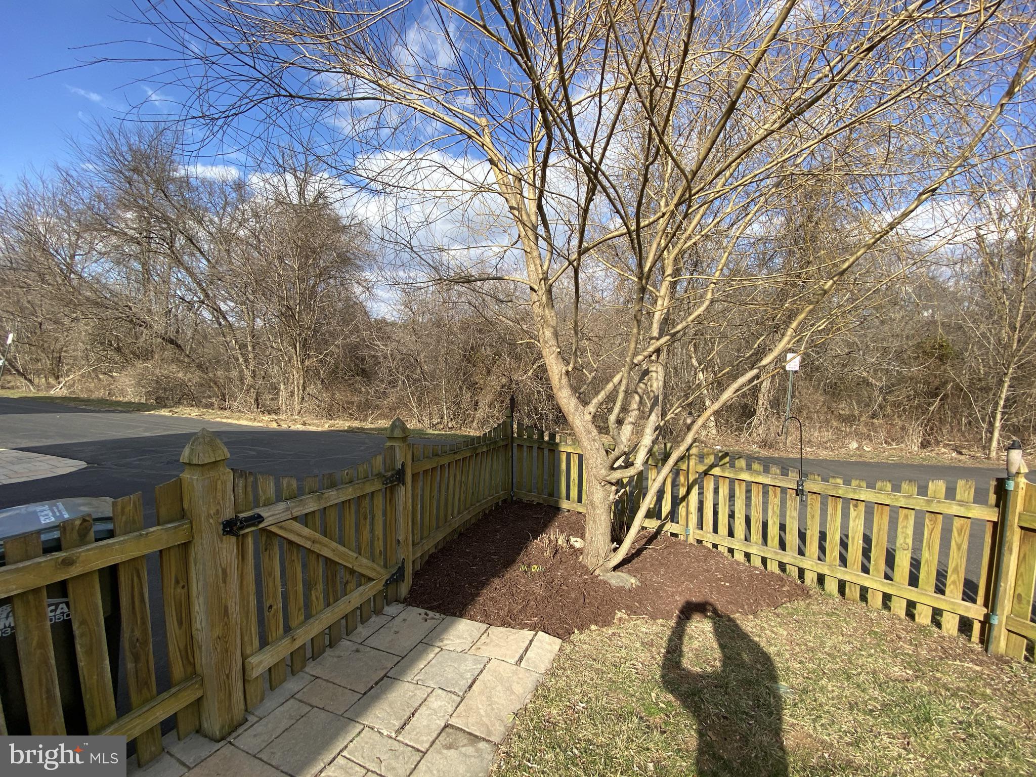 NEW TOWN MEADOWS - Residential