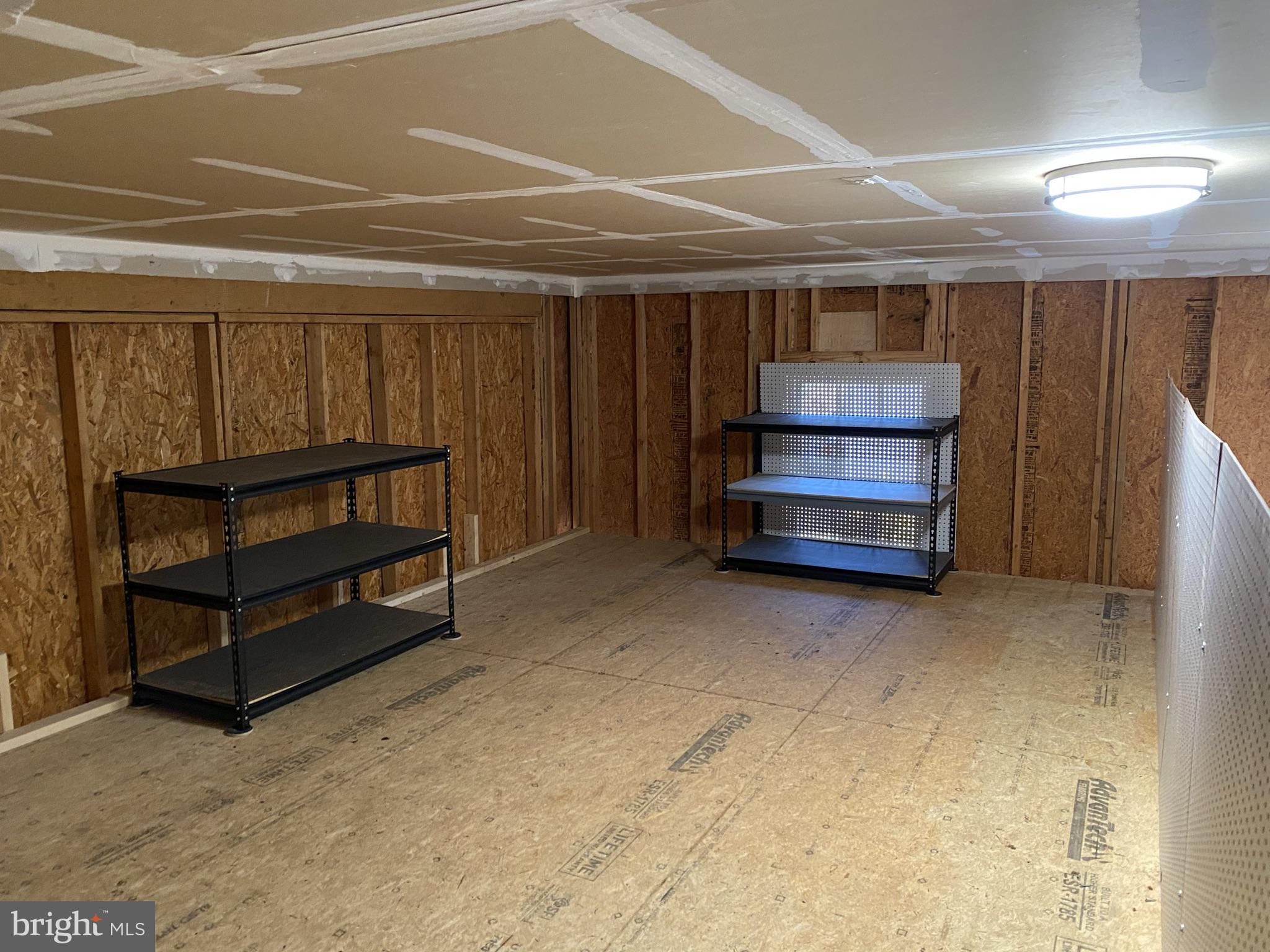 NEW TOWN MEADOWS - Residential