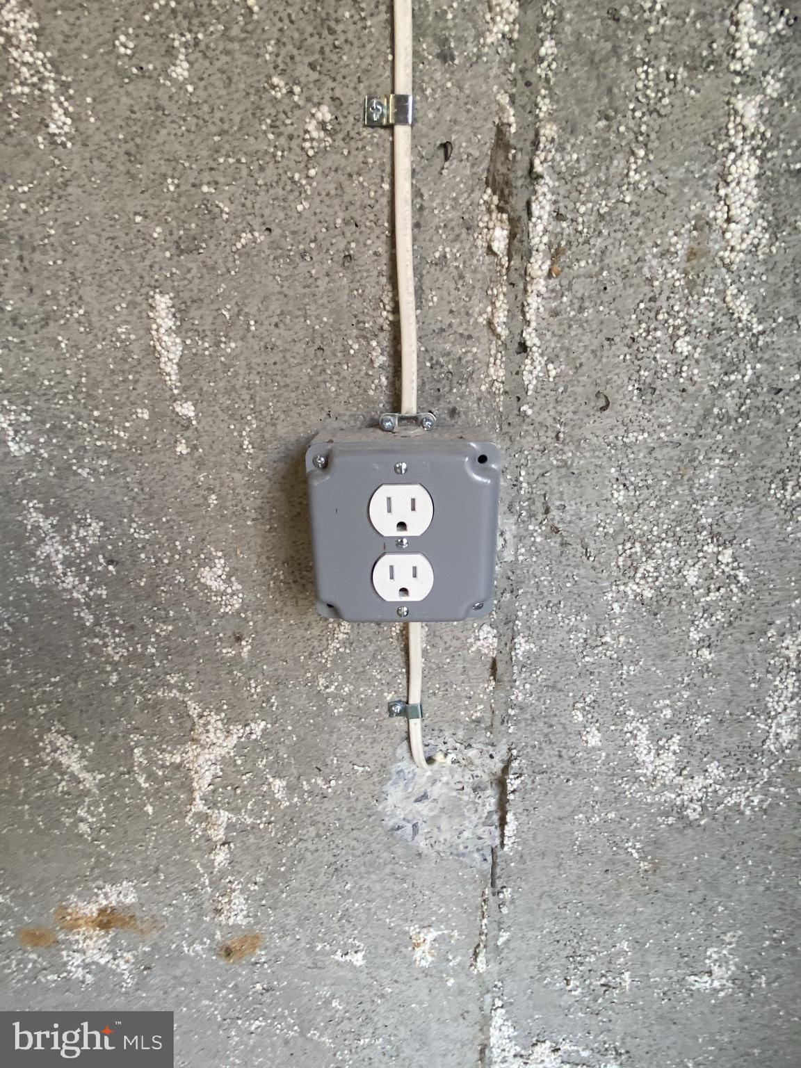 NEW TOWN MEADOWS - Residential