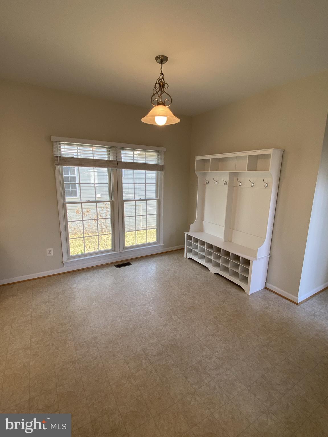 NEW TOWN MEADOWS - Residential