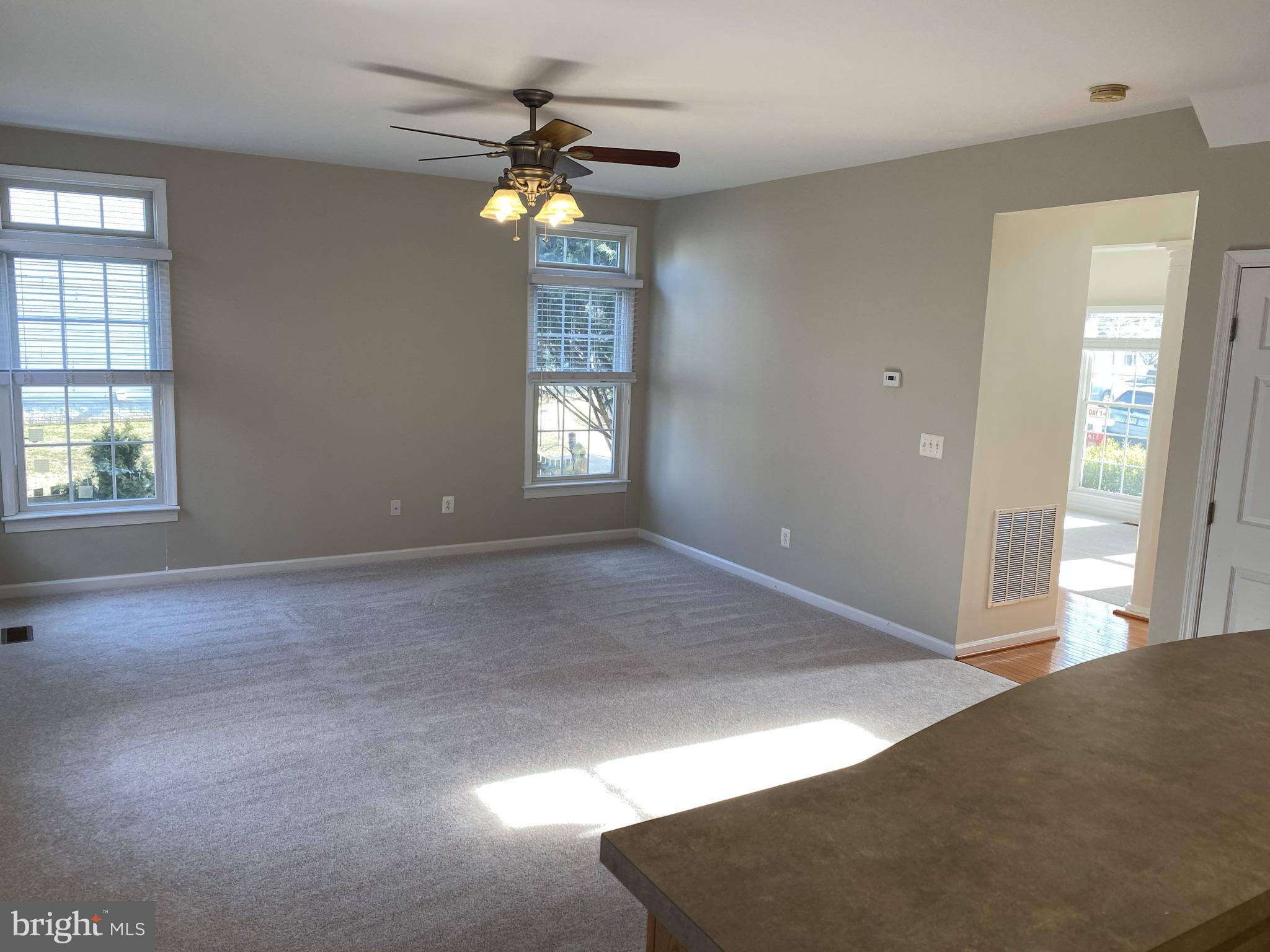 NEW TOWN MEADOWS - Residential