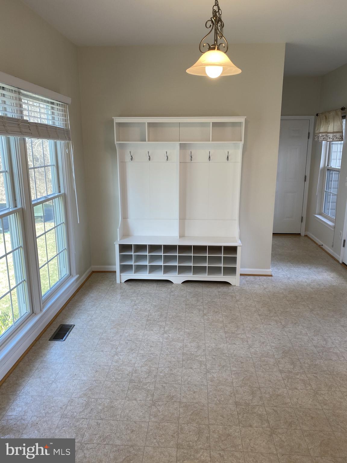 NEW TOWN MEADOWS - Residential