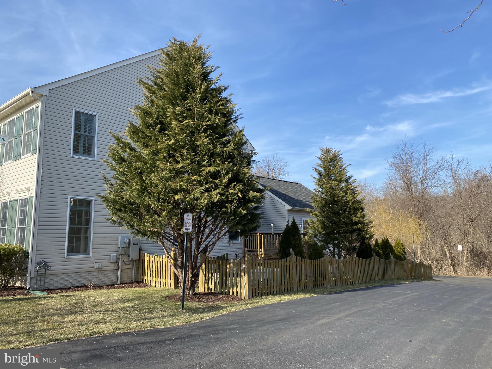 NEW TOWN MEADOWS - Residential