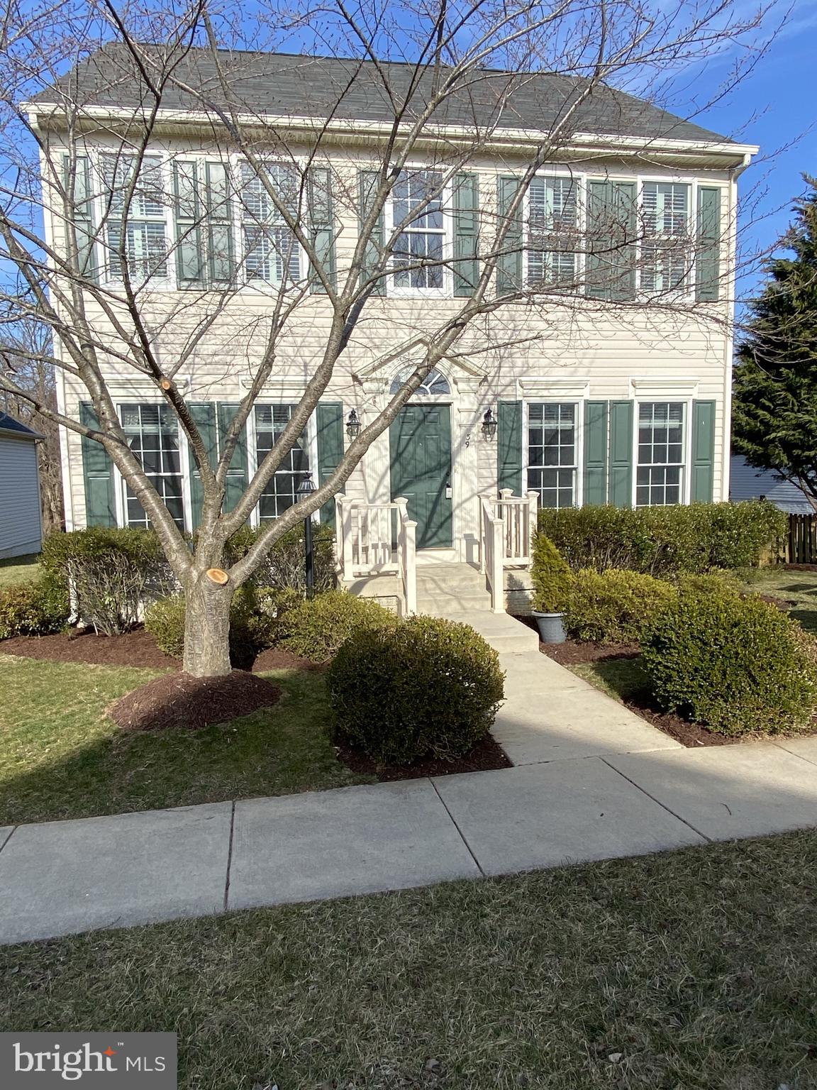 NEW TOWN MEADOWS - Residential