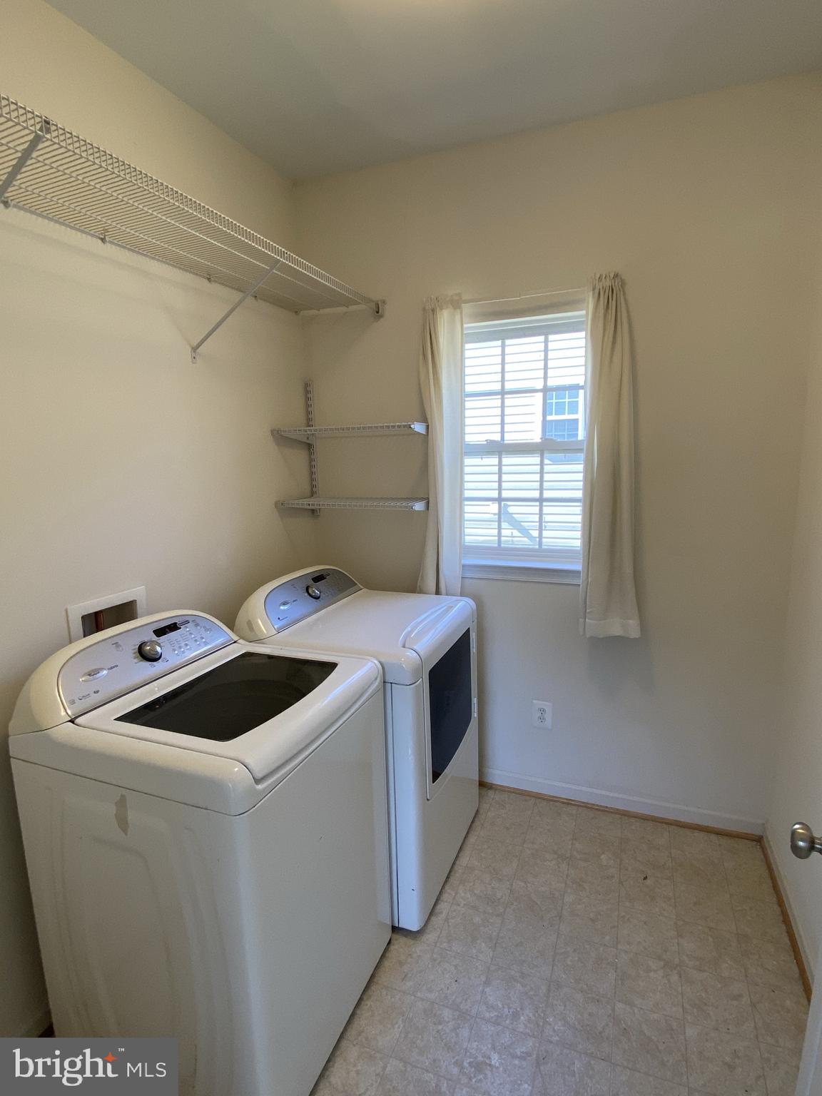 NEW TOWN MEADOWS - Residential