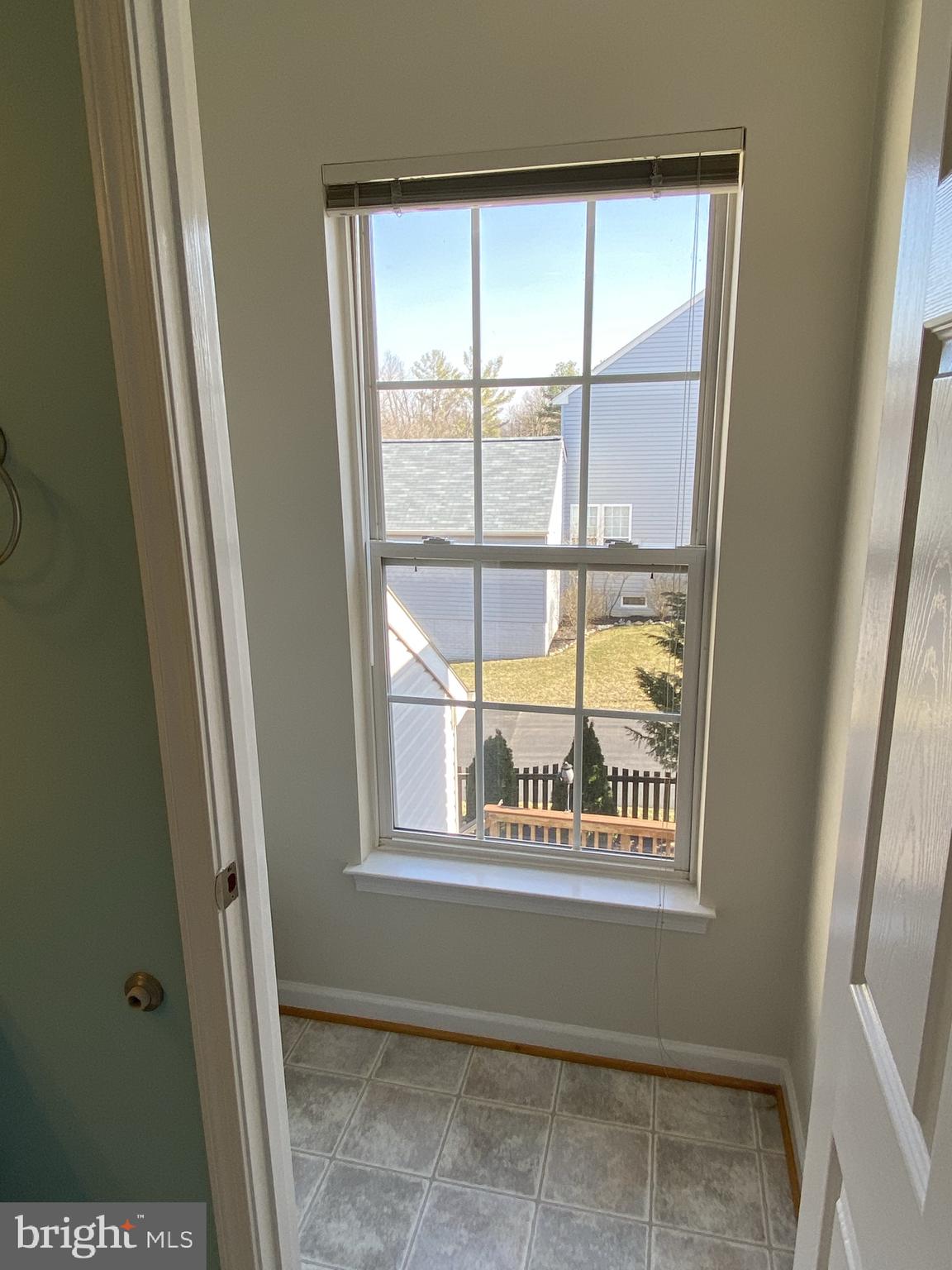 NEW TOWN MEADOWS - Residential