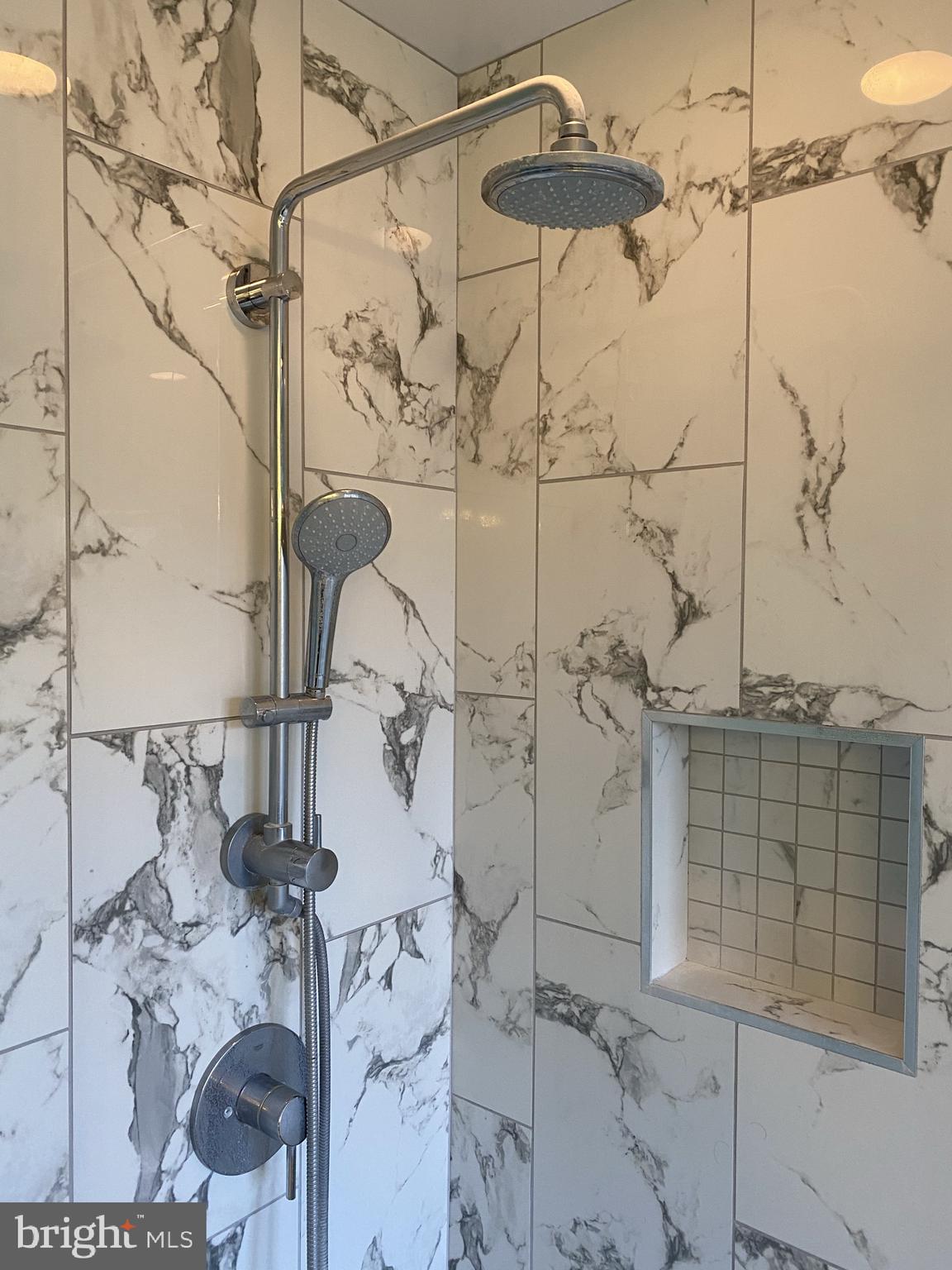 NEW TOWN MEADOWS - Residential