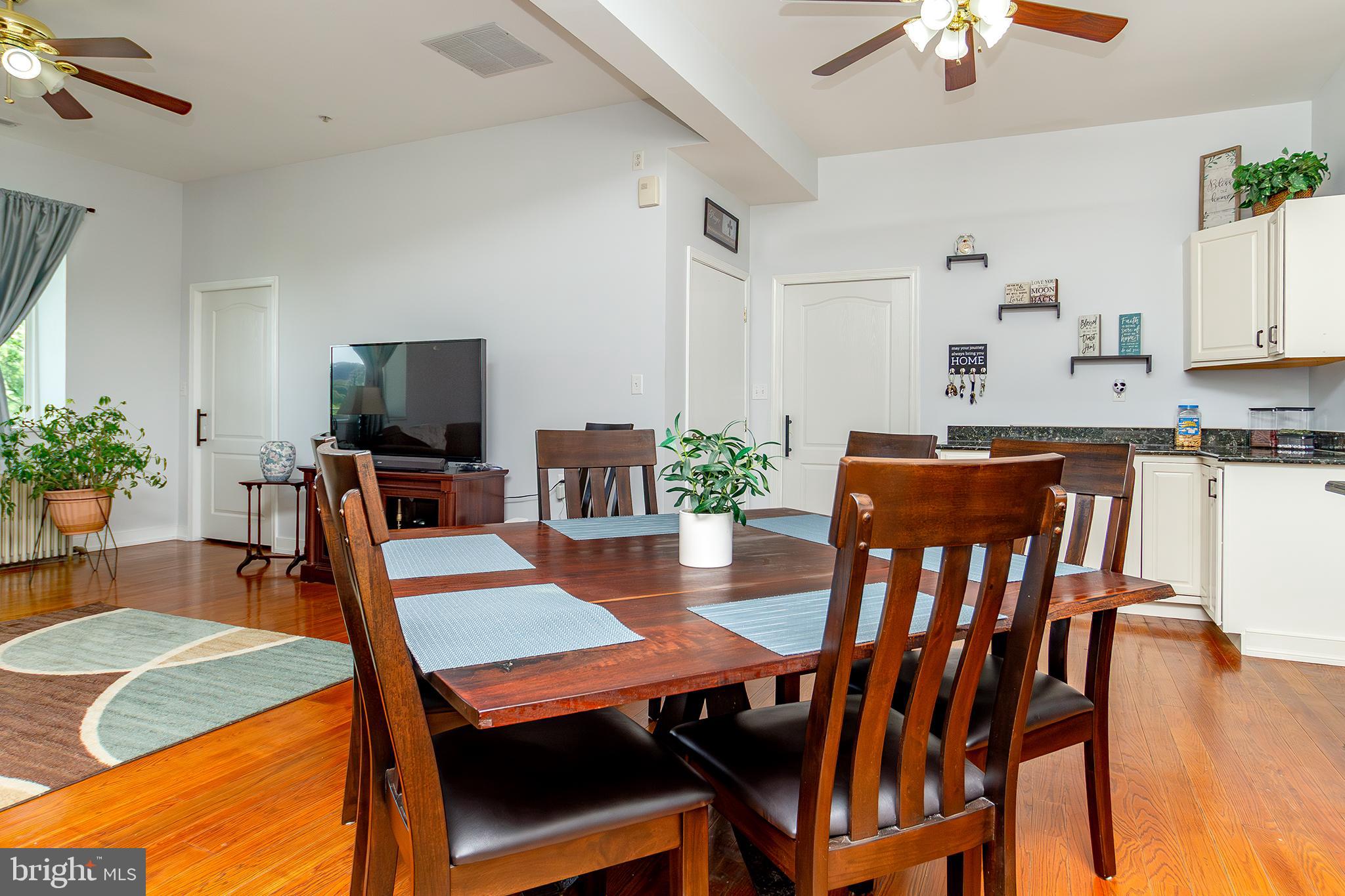 FREELAND - Residential