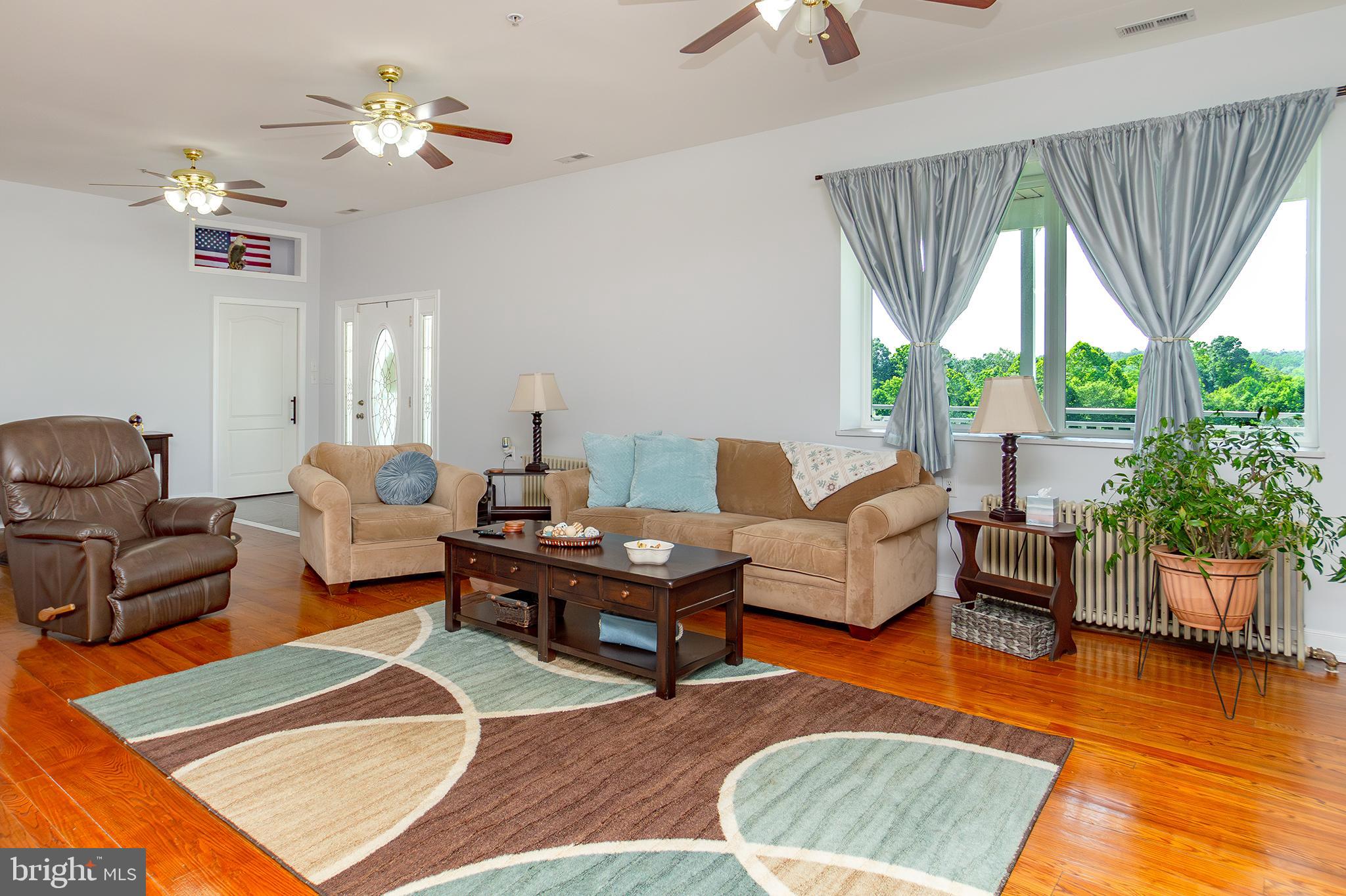 FREELAND - Residential