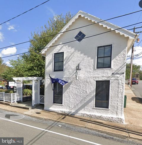 309 JETT STREET WASHINGTON VA 22747