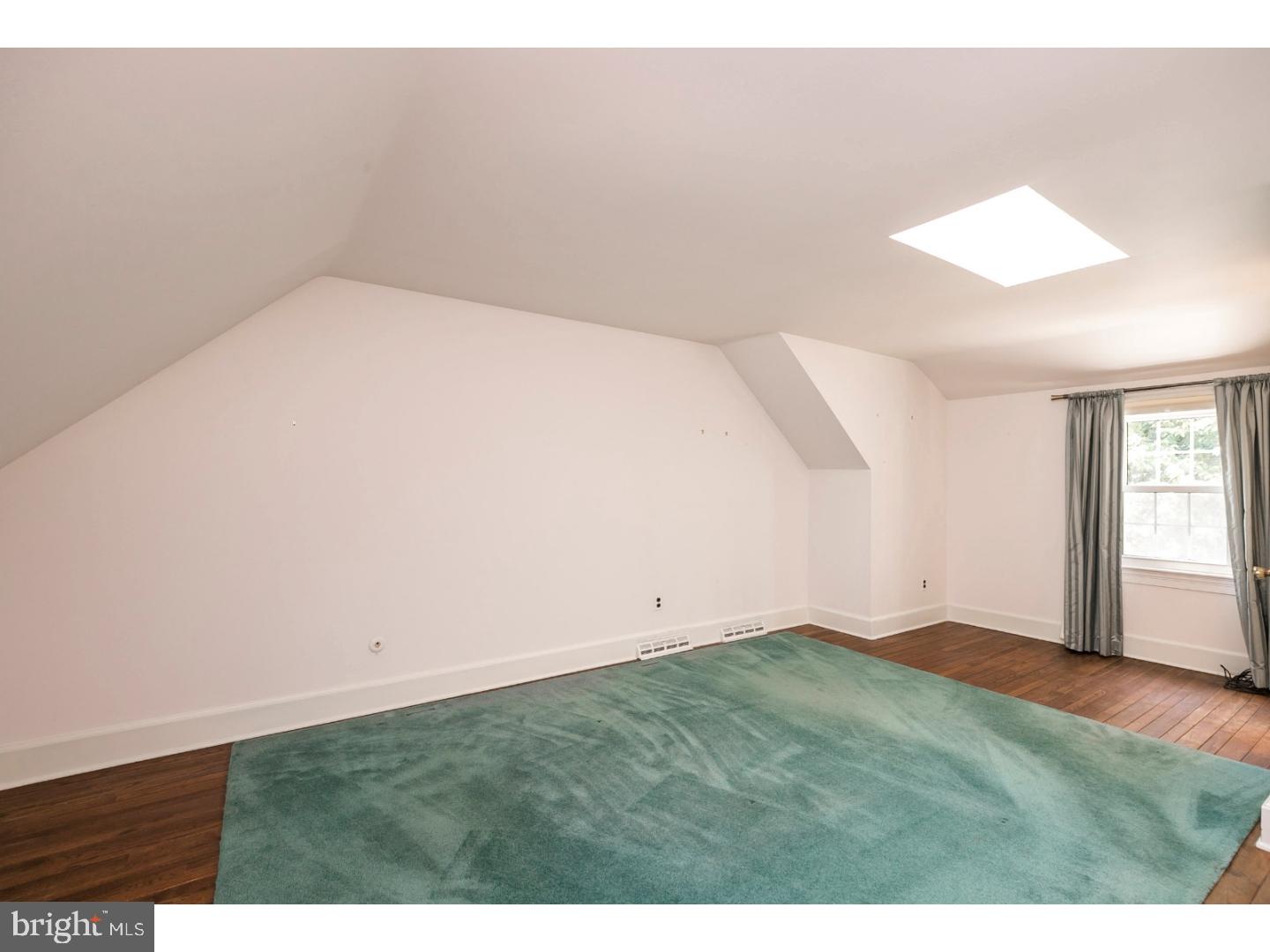 RADLEY RUN MEWS - Residential