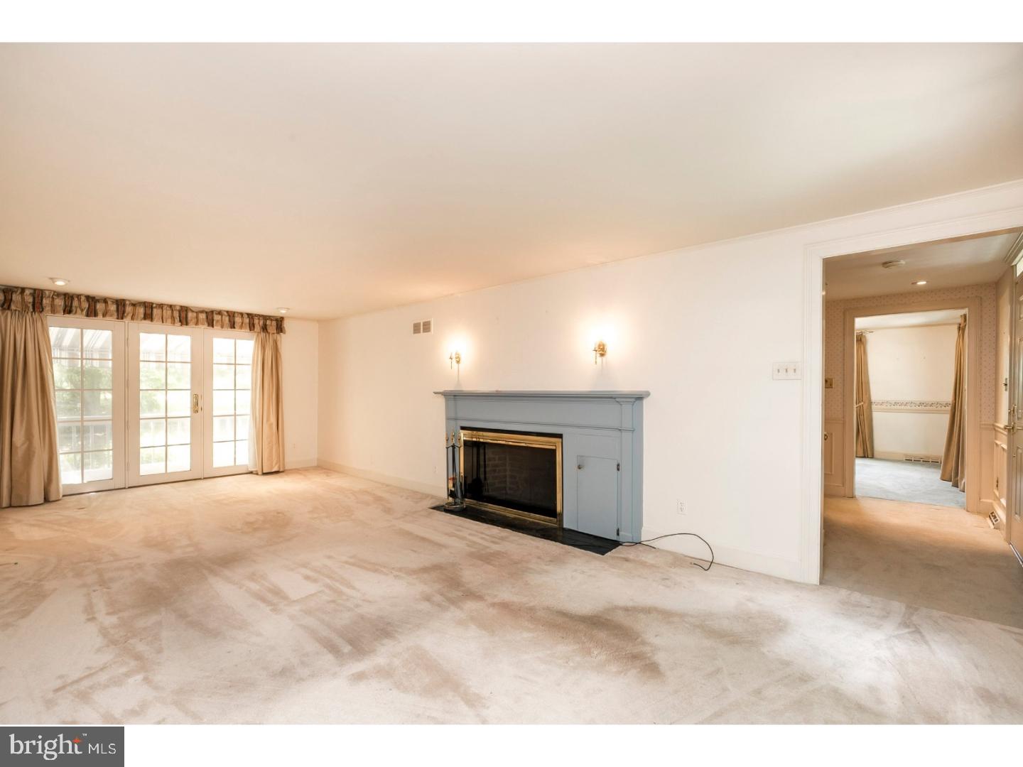 RADLEY RUN MEWS - Residential