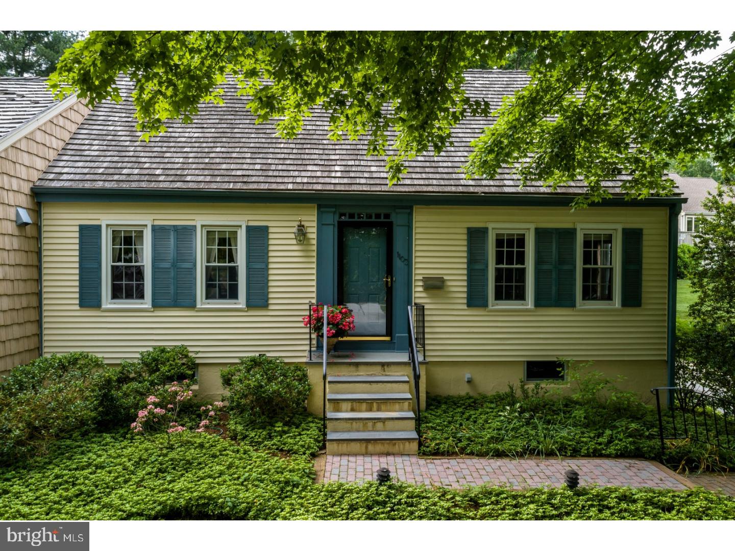 RADLEY RUN MEWS - Residential