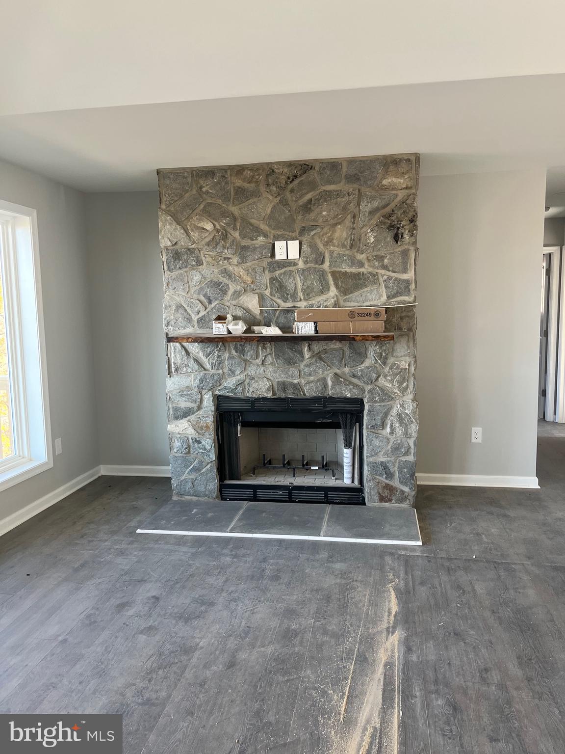 240 HOWELLSVILLE ROAD