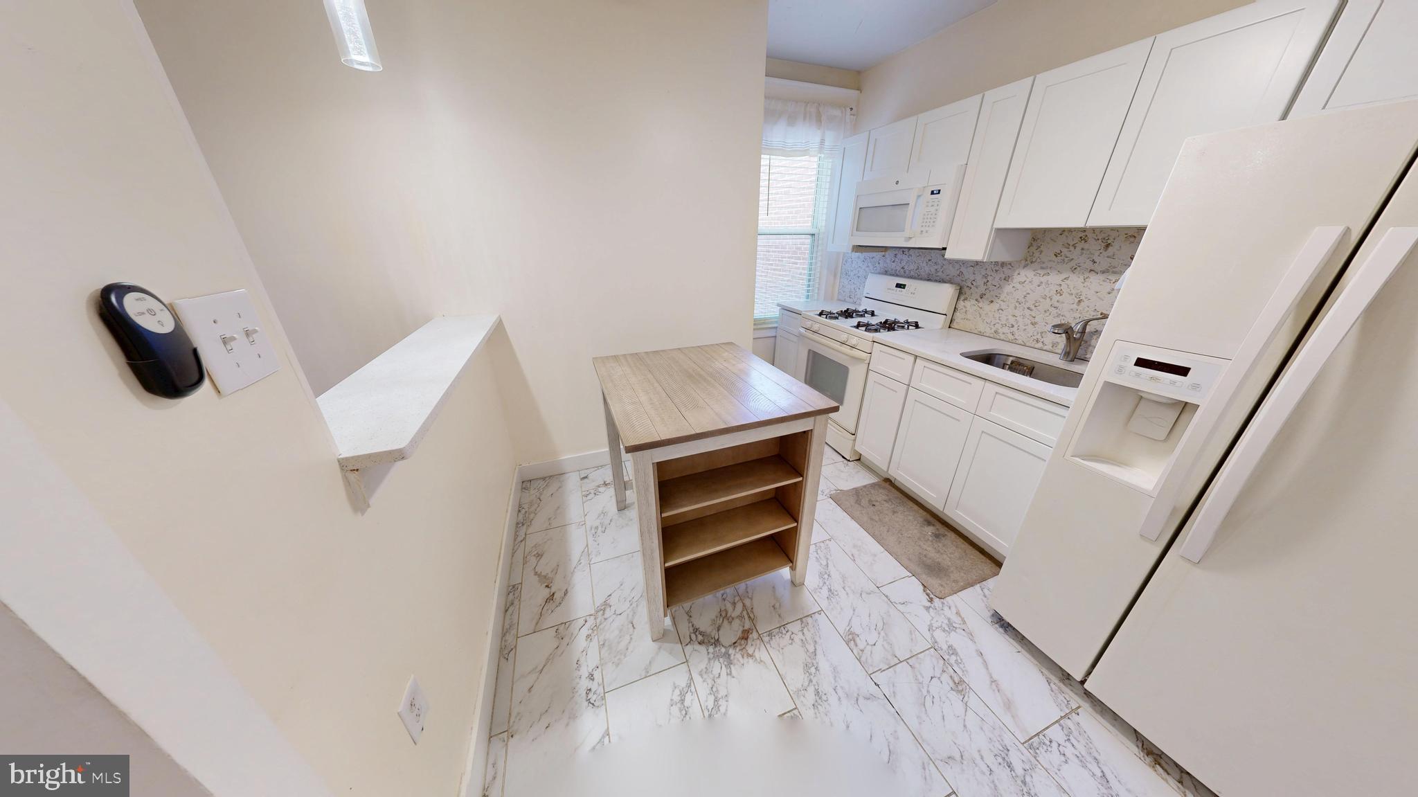 MAYFAIR (WEST) - Residential Income