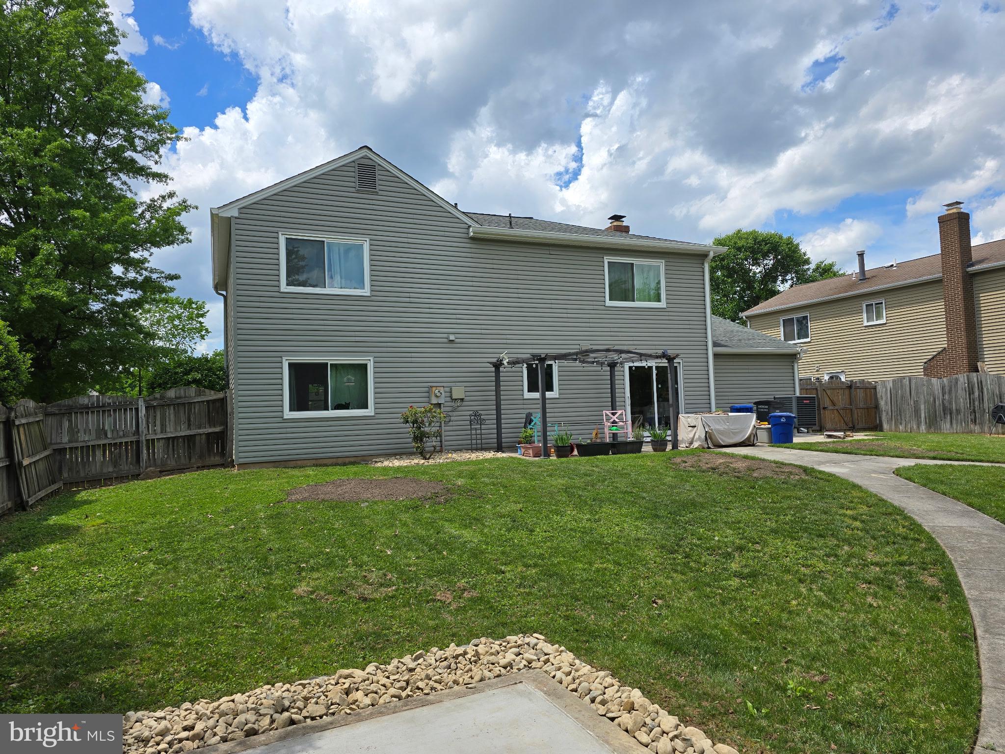 2205 FAROUGI COURT