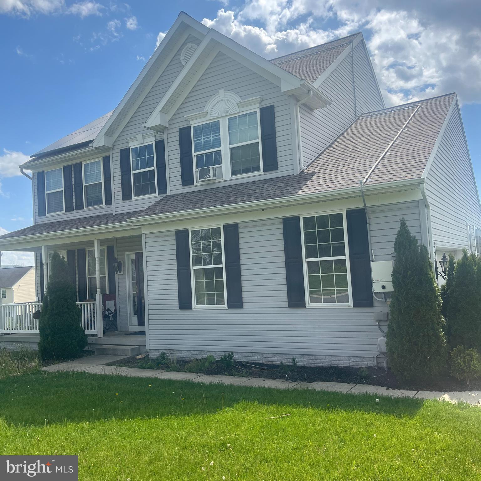 UPLAND ESTATES - Residential