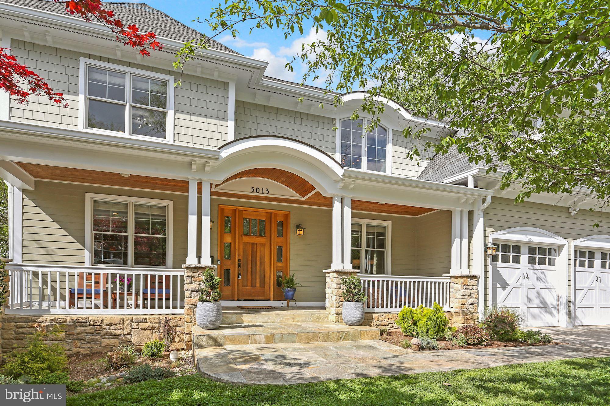 COUNTRY CLUB MANOR - Residential