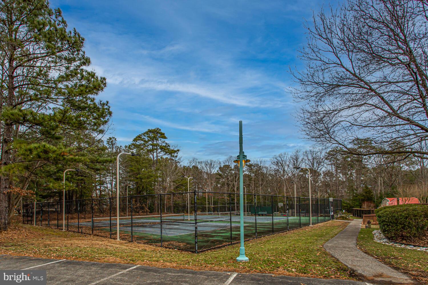 SOLOMONS LANDING - Residential