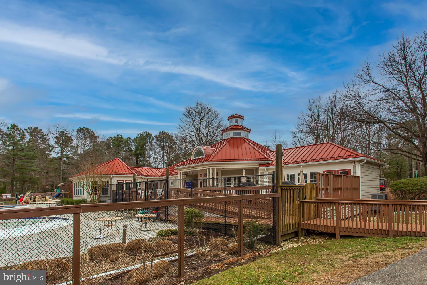 SOLOMONS LANDING - Residential