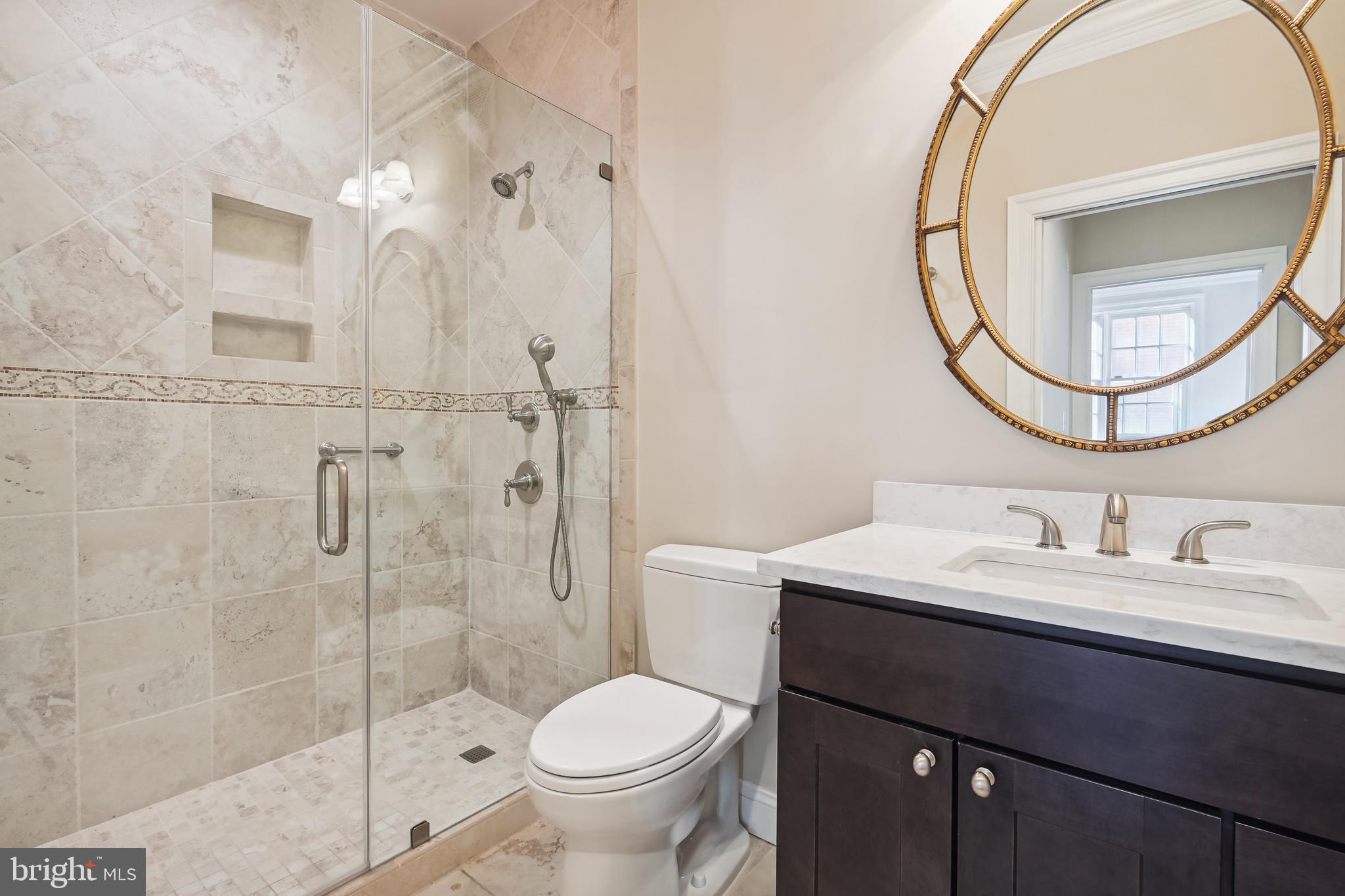 LIBERTY ROW - Residential