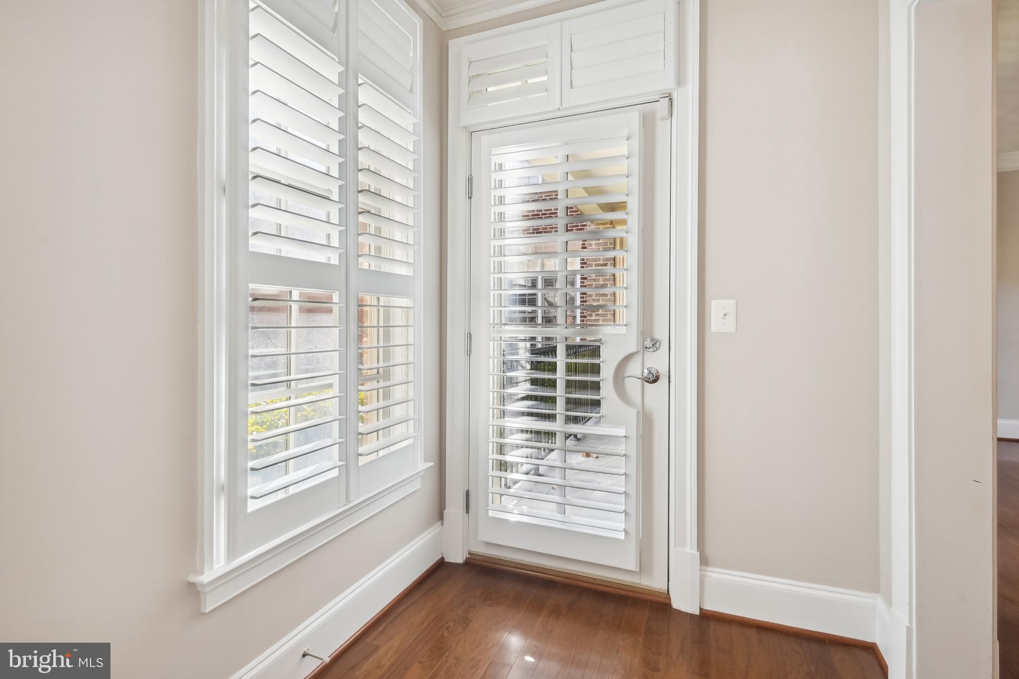 LIBERTY ROW - Residential