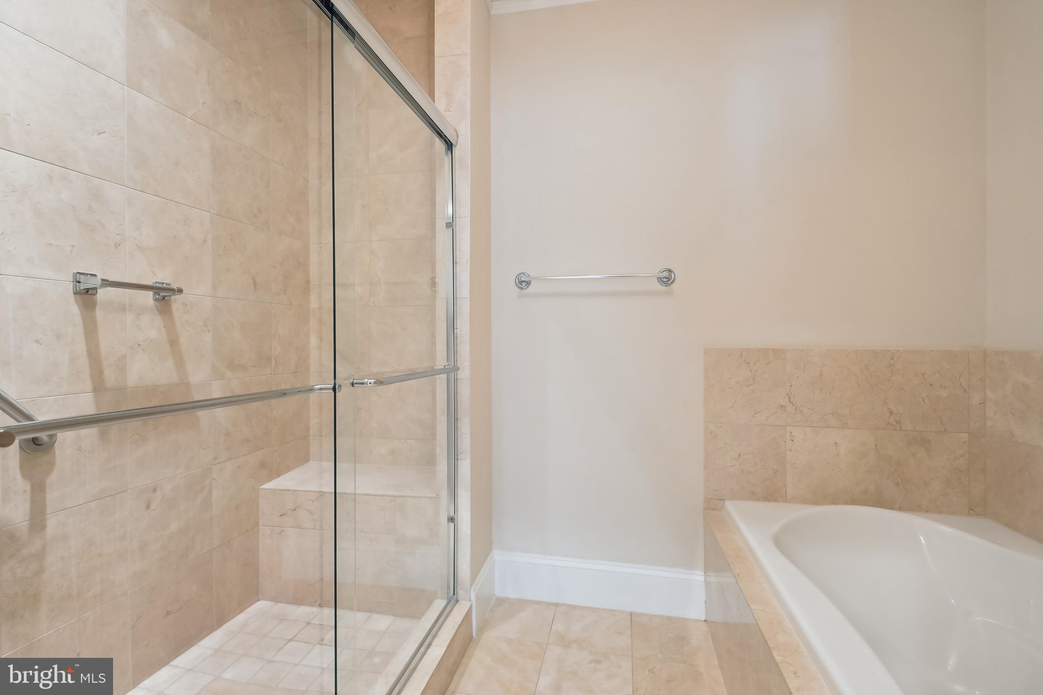 LIBERTY ROW - Residential