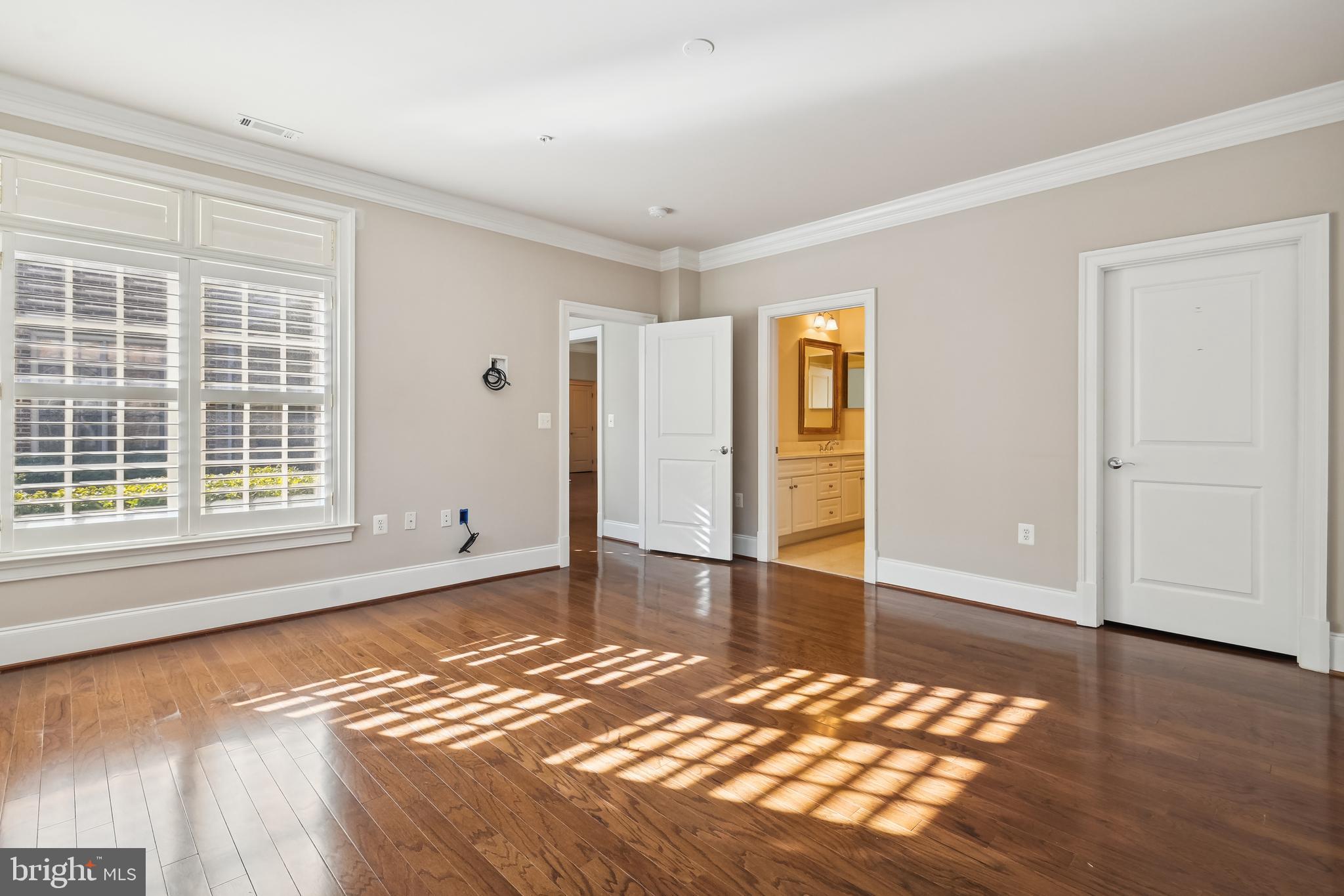 LIBERTY ROW - Residential