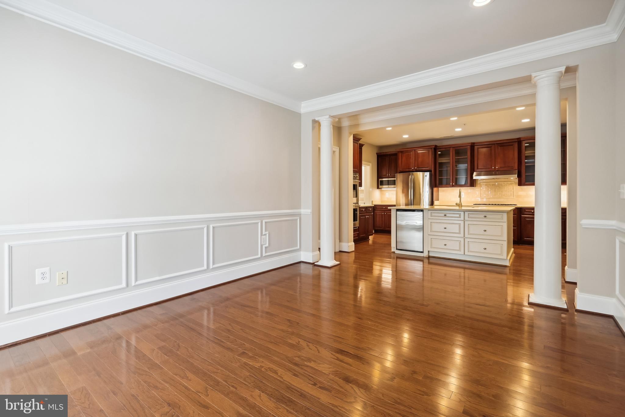 LIBERTY ROW - Residential