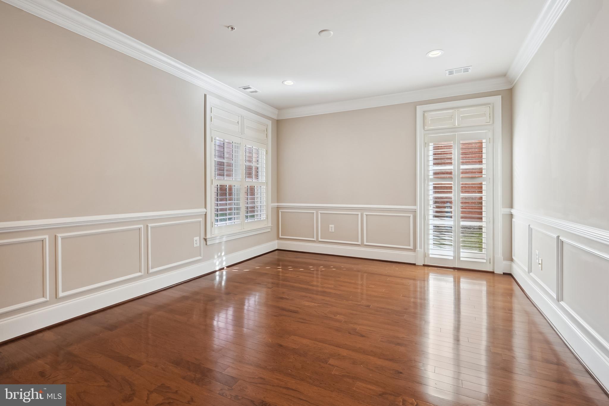 LIBERTY ROW - Residential